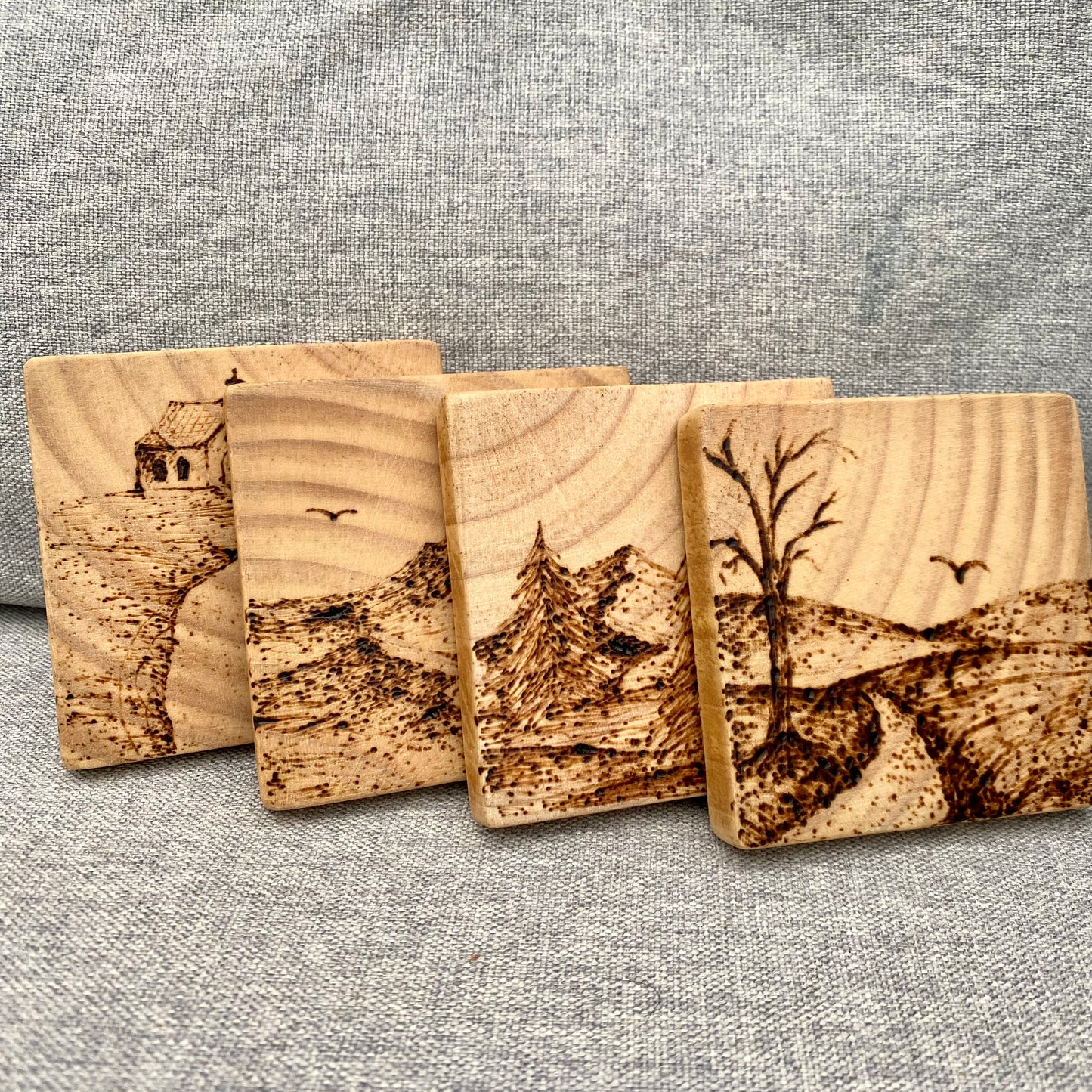 Woodburn Coaster Set